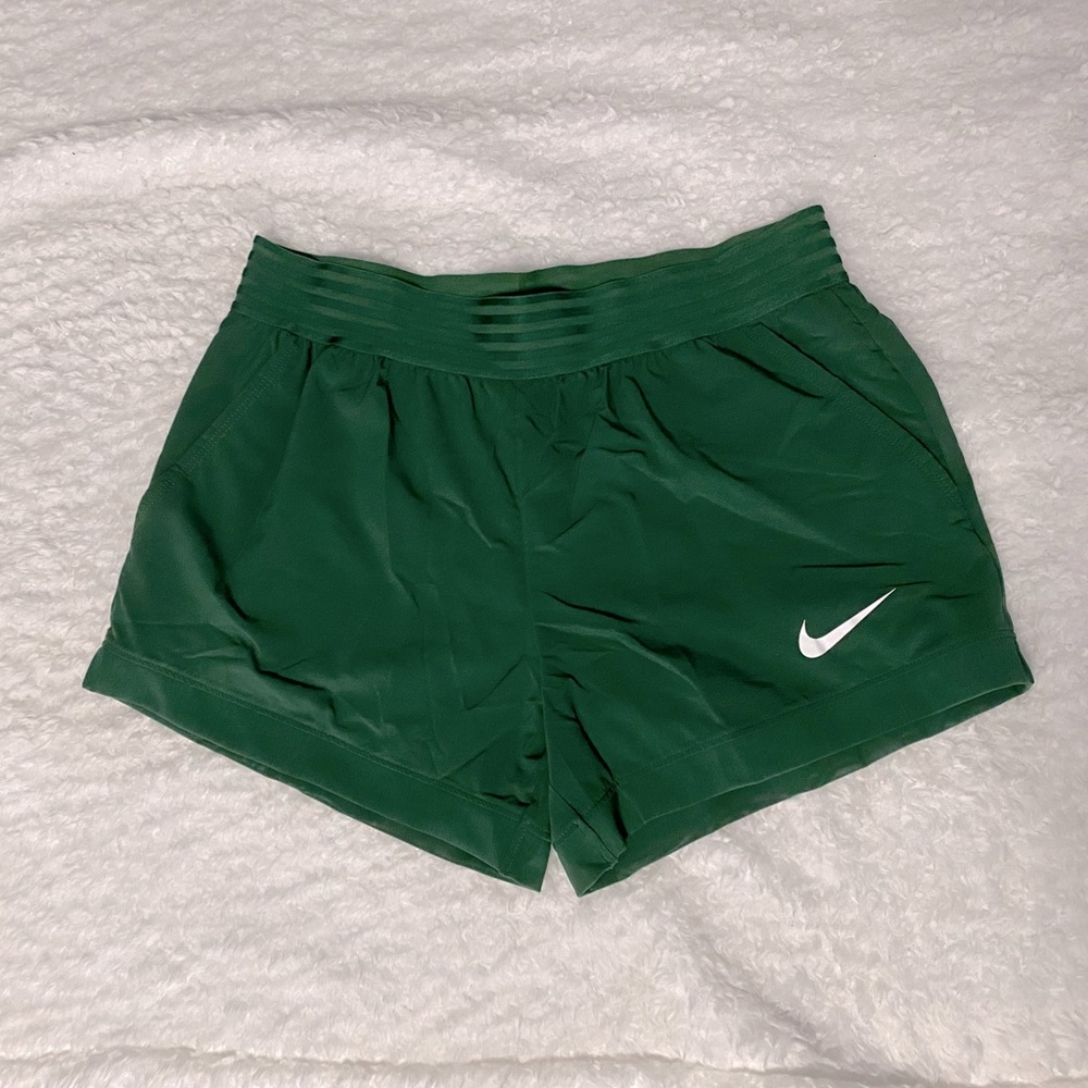 Nike Flex 4 in Training Shorts